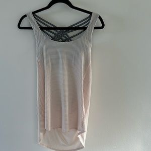 Lululemon athletic top in size 6